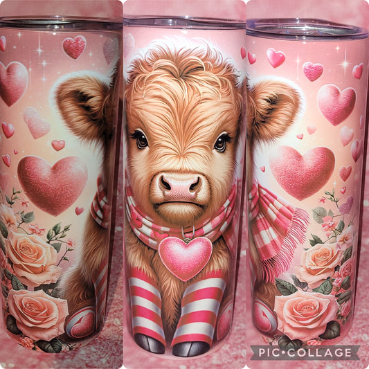 C146 Highland Cow With Hearts 20oz Tumbler