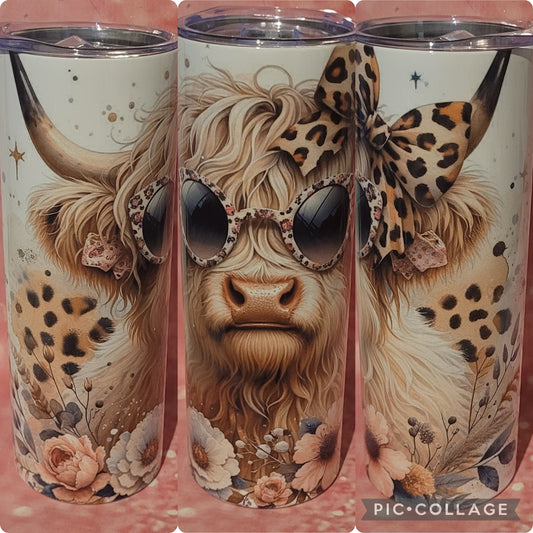C37 Bougie Highland Cow 20oz Tumbler